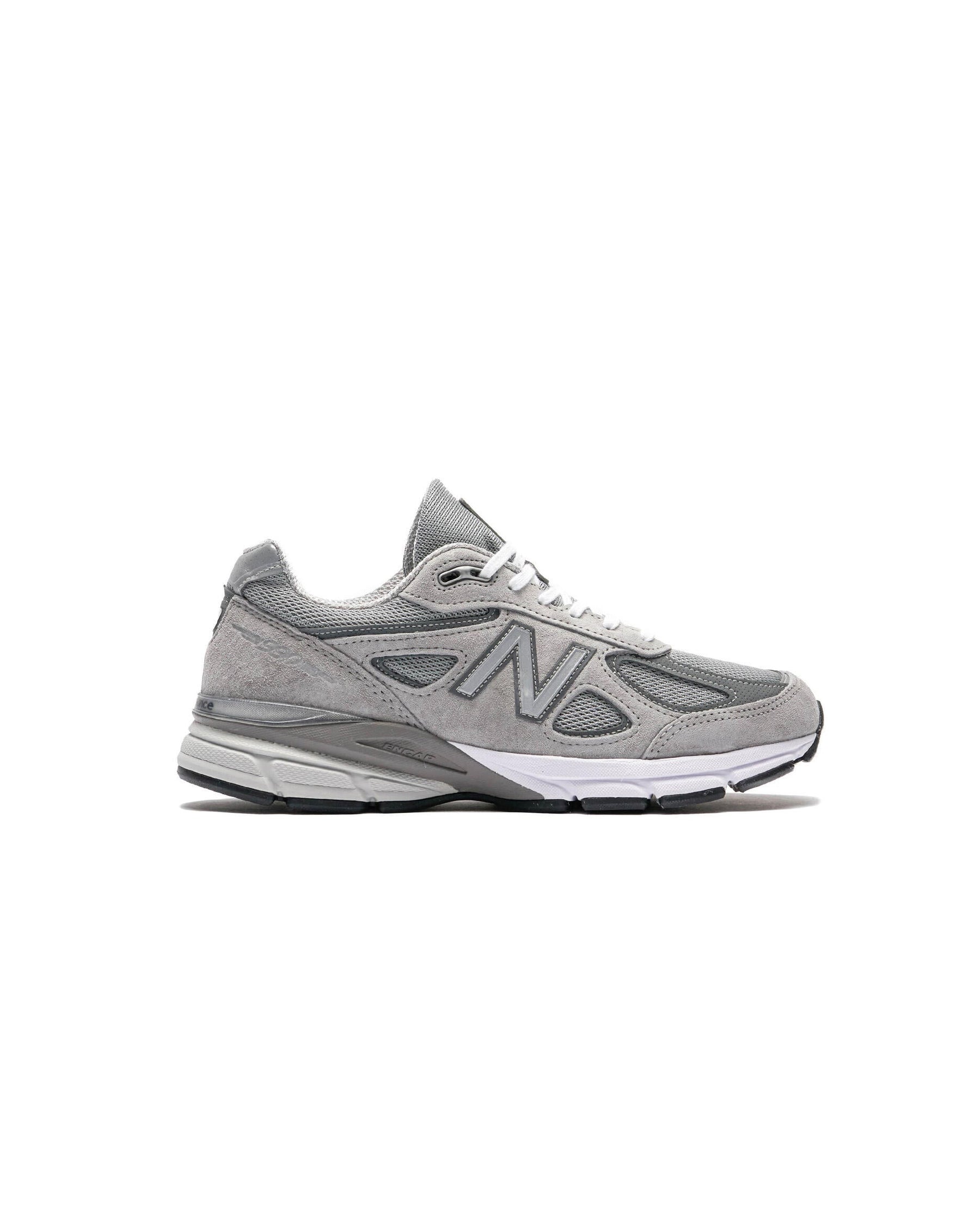 New Balance 990v4 - Made in USA