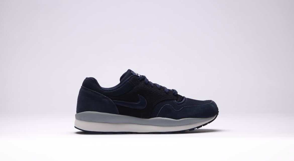 Nike Air Safari "Dark Obsidian"