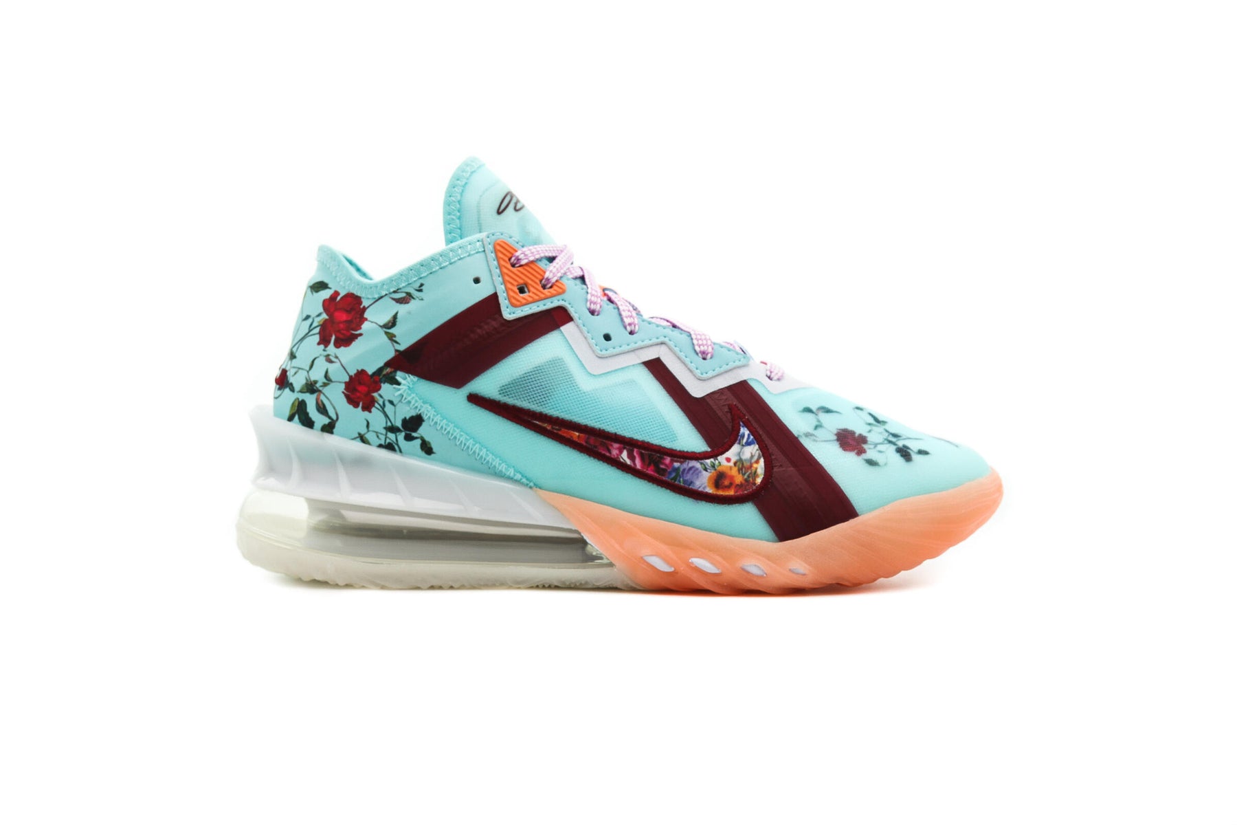 Nike LEBRON XVIII LOW